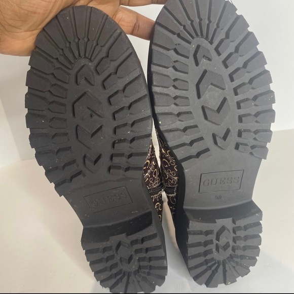 Guess Lace Up boots. Guess Los Angeles Womens Lace Up
Combat Boots - Picture 3 of 9